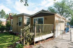 S 21st Ave, Maywood IL