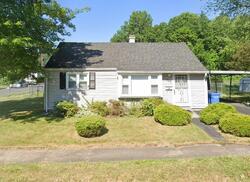 Pre-foreclosure in  COVENTRY ST Hartford, CT 06112