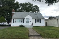 Pre-foreclosure in  BRUNSWICK ST Hartford, CT 06114