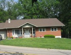 Pre-foreclosure in  SYCAMORE ST Collinsville, IL 62234