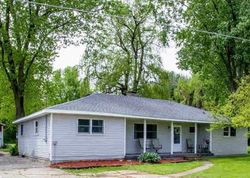 Pre-foreclosure in  COLDWATER RD Flushing, MI 48433