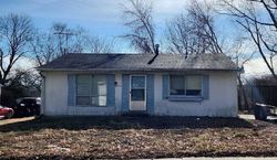 Pre-foreclosure in  E 19TH ST N Independence, MO 64058