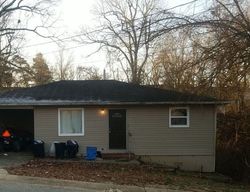 Pre-foreclosure in  APPLE ST Poplar Bluff, MO 63901