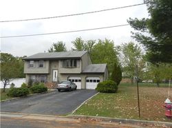 Pre-foreclosure in  INTERNATIONAL AVE Piscataway, NJ 08854