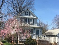 Pre-foreclosure in  CARPENTER PL Cranford, NJ 07016