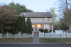 Pre-foreclosure Listing in EAGLE AVE NEW MILFORD, NJ 07646
