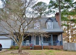 Pre-foreclosure in  LAKEWAY DR Fayetteville, NC 28306