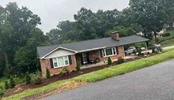Pre-foreclosure in  PINE LAKE CT Hickory, NC 28601