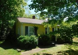Pre-foreclosure in  HUNTER PL NW Lenoir, NC 28645