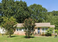 Pre-foreclosure in  HIDDEN VALLEY RD Charlotte, NC 28213