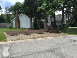 Pre-foreclosure in  RACE ST Berea, OH 44017