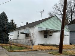 Pre-foreclosure in  PEARL ST Cincinnati, OH 45215