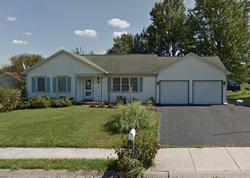 Pre-foreclosure in  CYPRESS LN New Holland, PA 17557