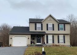 Pre-foreclosure in  CAMBRIDGE WAY Coatesville, PA 19320