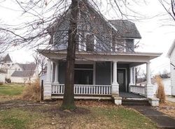 Pre-foreclosure in  W MAIN ST Elmwood, IL 61529