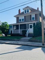 Pre-foreclosure in  ANDREWS ST Woonsocket, RI 02895