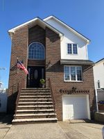 Pre-foreclosure in  DELL CT Staten Island, NY 10307