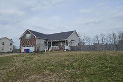 Pre-foreclosure in  QUICKSILVER LN Clarksville, TN 37042
