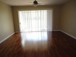 Pre-foreclosure in  VISTA CAY CT Brandon, FL 33511
