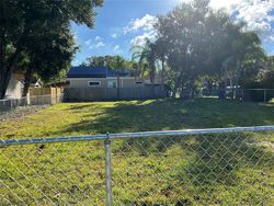 Pre-foreclosure in  SUNSET DR Clearwater, FL 33755