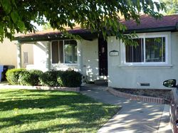 Pre-foreclosure in  INDIANA AVE Sacramento, CA 95833