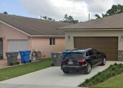  Sw 25th St, Hollywood FL