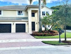 Pre-foreclosure in  CROSSBILL CT Fort Lauderdale, FL 33327