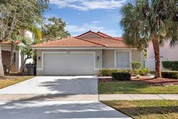 Pre-foreclosure in  HARBOUR STAR DR Lake Worth, FL 33467