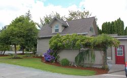 Pre-foreclosure in  SOUTH GARDNER RD Burlington, WA 98233