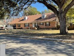 Pre-foreclosure Listing in S HOUSTON ST KAUFMAN, TX 75142