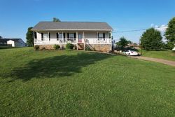 Pre-foreclosure in  WAYLAND DR Greeneville, TN 37743