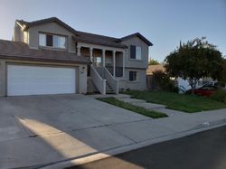 Pre-foreclosure in  DUNBAR LN Riverbank, CA 95367