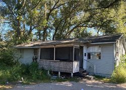 Pre-foreclosure in  CLARCONA RD Apopka, FL 32703