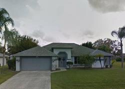 Pre-foreclosure in  SE MARIANA RD Port Saint Lucie, FL 34952