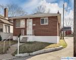 Pre-foreclosure in  VARRELMANN AVE Saint Louis, MO 63116