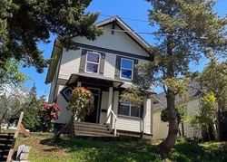 Pre-foreclosure in  N 9TH ST Coos Bay, OR 97420