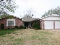 Pre-foreclosure in  HIGH MEADOW DR Oklahoma City, OK 73120