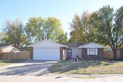 Pre-foreclosure in  COTTONWOOD ST Woodward, OK 73801