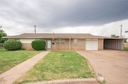 Pre-foreclosure in  DARLA AVE Altus, OK 73521