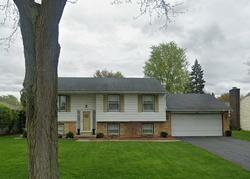 Pre-foreclosure in  CHELMSFORD LN Toledo, OH 43614