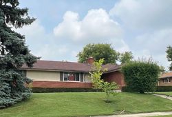 Pre-foreclosure in  VALLEY VIEW DR Middletown, OH 45044