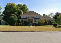 Pre-foreclosure in  INDEPENDENCE DR Leominster, MA 01453