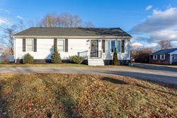 Pre-foreclosure in  FRANKLIN RD Somerset, MA 02726