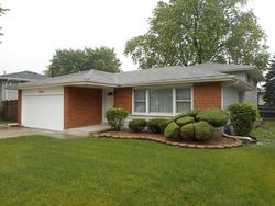 Pre-foreclosure in  66TH AVE Tinley Park, IL 60477
