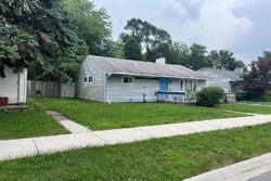 Pre-foreclosure in  ROBERTSON PL Highland, IN 46322