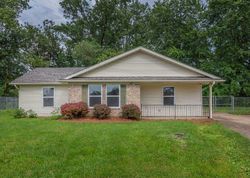 Pre-foreclosure in  TUBMAN CT Louisville, KY 40218