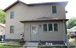 Pre-foreclosure in  W ADAIR ST Shell Rock, IA 50670
