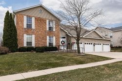 Pre-foreclosure in  GREENBRIAR LN SW UNIT D Cedar Rapids, IA 52404