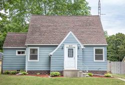 Pre-foreclosure Listing in W PROSPECT ST SHELL ROCK, IA 50670