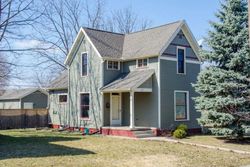 Pre-foreclosure in  COTTAGE GROVE AVE South Bend, IN 46616